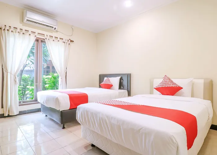 Super Oyo 1654 Maha Bharata Kuta Hotel 2*