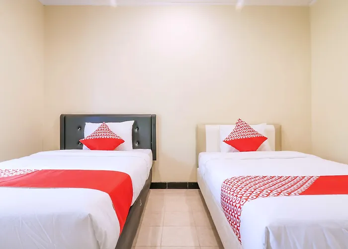 Super Oyo 1654 Maha Bharata Kuta Hotel Legian (Bali)