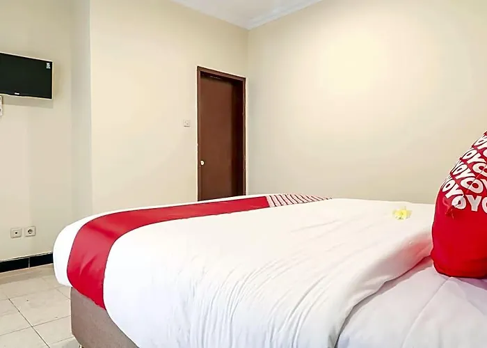 Hotel Super Oyo 1654 Maha Bharata Kuta Legian (Bali)