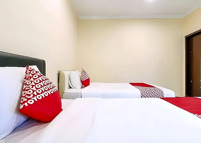 Super Oyo 1654 Maha Bharata Kuta Hotel Legian (Bali)