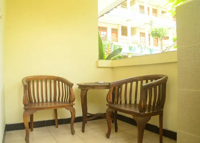 Hotel Super Oyo 1654 Maha Bharata Kuta 2*